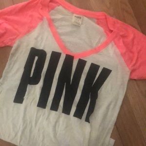 Victoria’s Secret PINK v-neck T-shirt